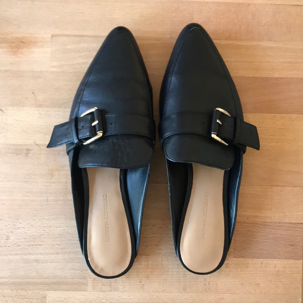 Banana Republic flats